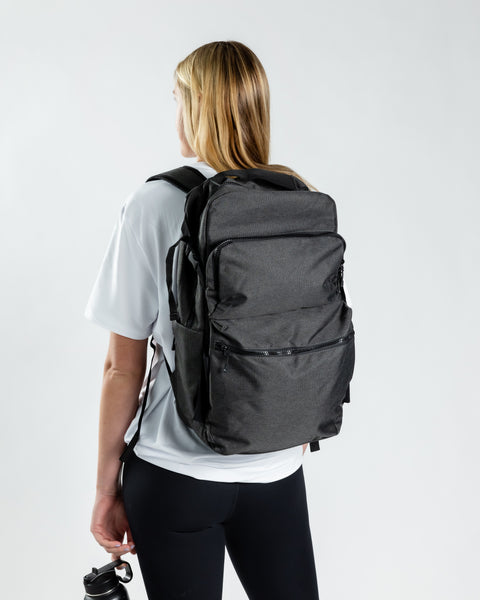 IVEレイ着用 ★OPENING PROJECT★Essential Backpack Ive Rei Pick] Opening Project Essential Backpack - Black